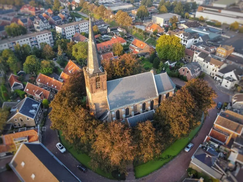 Luchtfoto Singelkerk Ridderkerk